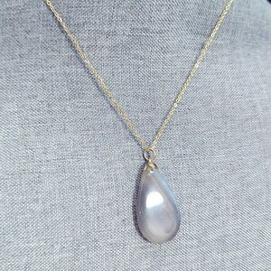 Vintage Estate Gold Tone Setting, Agate Pendant Necklace